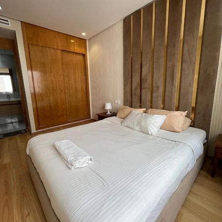 Luxury Appartement In Heart Of Casablanca Maarif Экстерьер фото