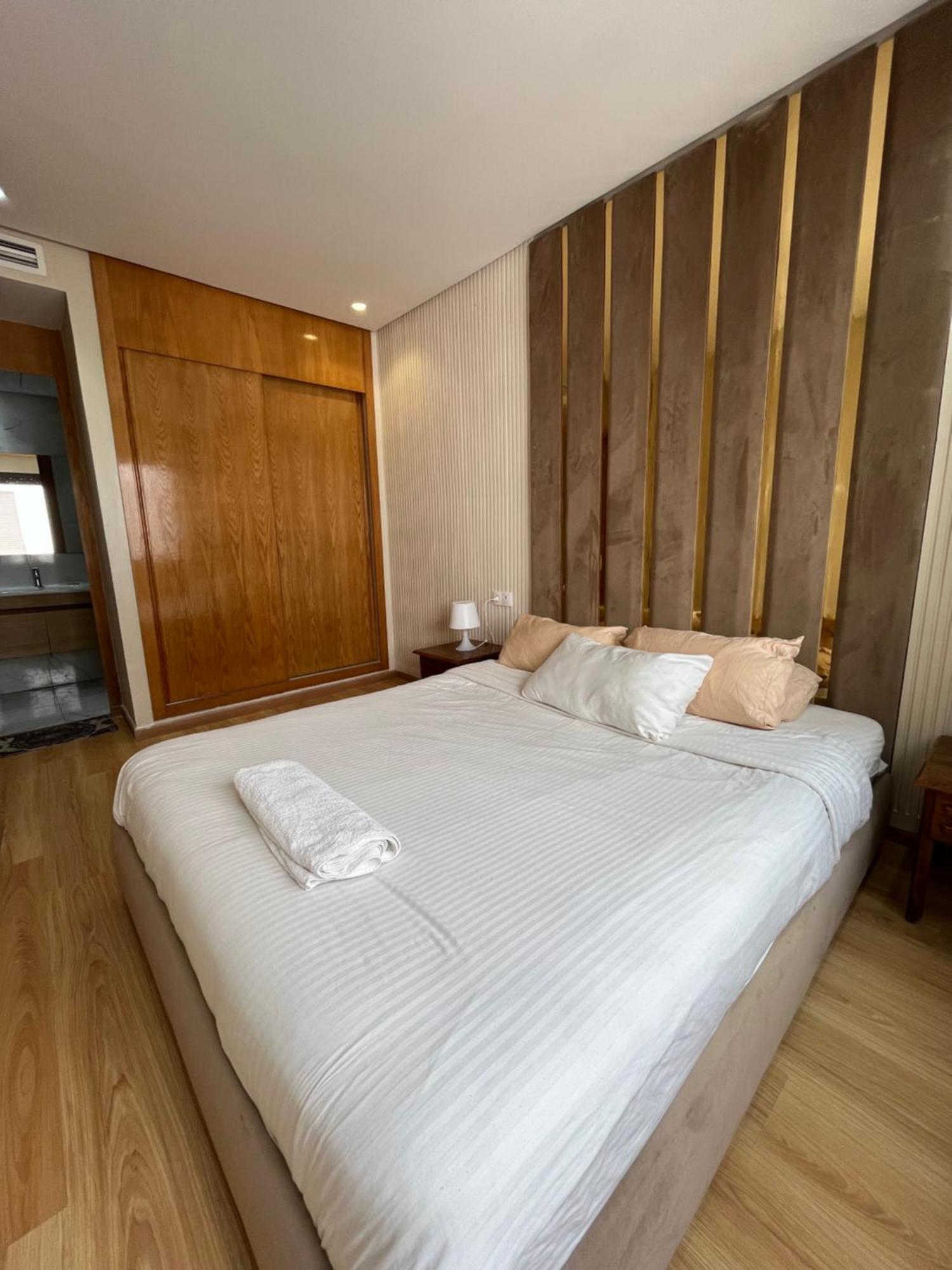 Luxury Appartement In Heart Of Casablanca Maarif Экстерьер фото